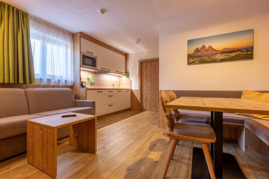 Apartment Edelweiss Sexten Exterior foto